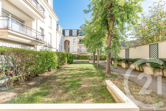 Appartement F5 à vendre ST MAUR DES FOSSES