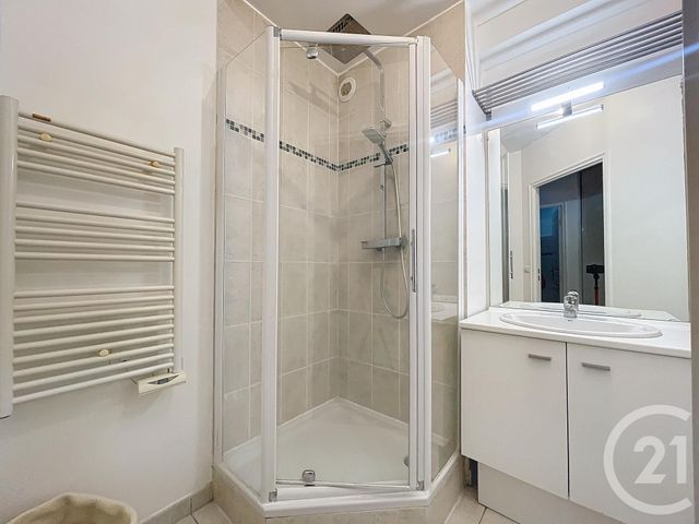 Appartement F1 à louer - 1 pièce - 34.05 m2 - ST MAUR DES FOSSES - 94 - ILE-DE-FRANCE - Century 21 Concordance Immobilier