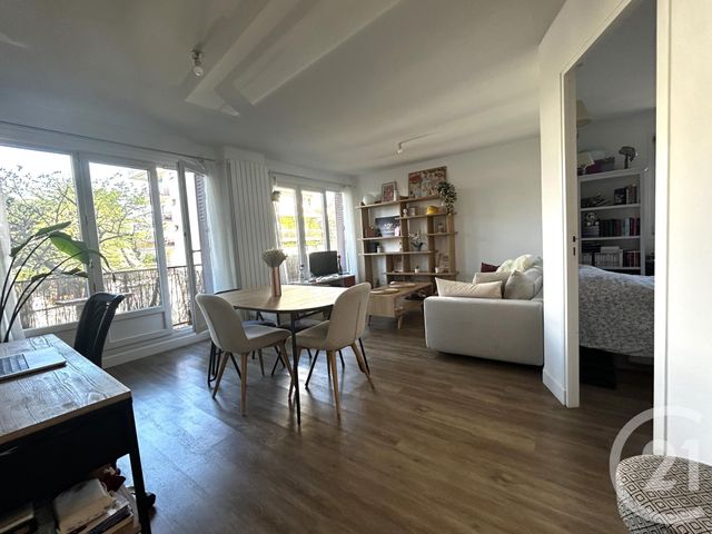 Appartement F2 à louer - 2 pièces - 46.02 m2 - LA VARENNE ST HILAIRE - 94 - ILE-DE-FRANCE - Century 21 Concordance Immobilier