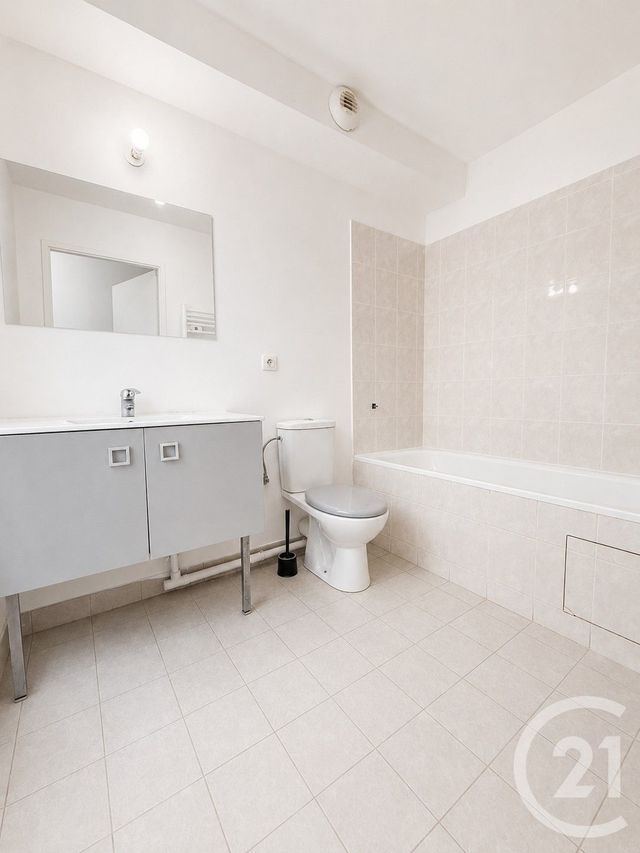 maison à louer - 5 pièces - 97.37 m2 - MONTREUIL - 93 - ILE-DE-FRANCE - Century 21 Concordance Immobilier