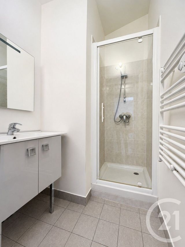 maison à louer - 5 pièces - 97.37 m2 - MONTREUIL - 93 - ILE-DE-FRANCE - Century 21 Concordance Immobilier