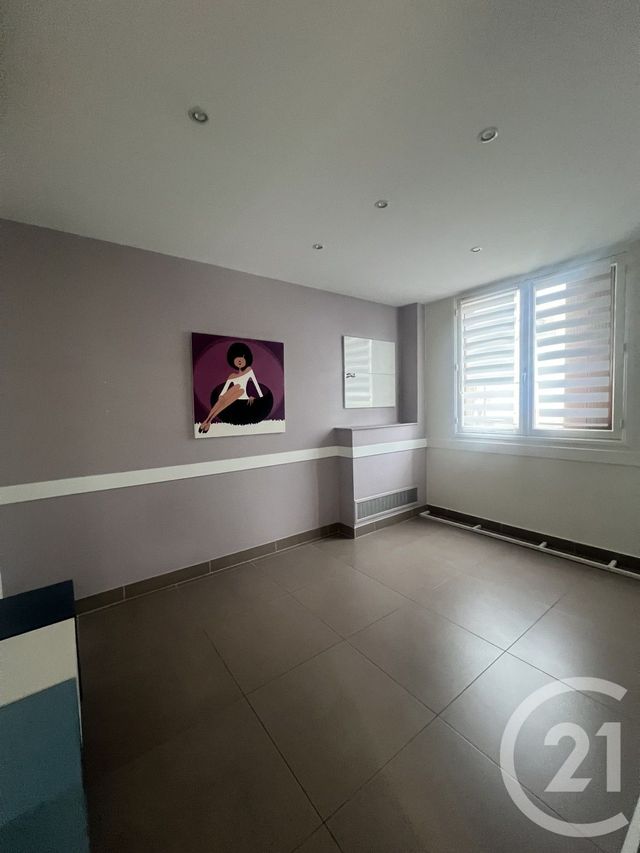 Appartement F3 à vendre - 3 pièces - 55.74 m2 - ST MAUR DES FOSSES - 94 - ILE-DE-FRANCE - Century 21 Concordance Immobilier