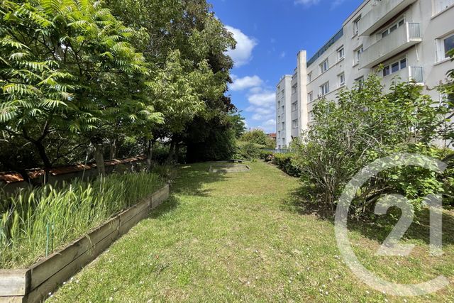 Appartement F2 à vendre - 2 pièces - 43.78 m2 - ST MAUR DES FOSSES - 94 - ILE-DE-FRANCE - Century 21 Concordance Immobilier