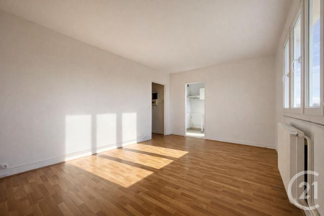 Appartement F2 à vendre - 2 pièces - 43.78 m2 - ST MAUR DES FOSSES - 94 - ILE-DE-FRANCE - Century 21 Concordance Immobilier