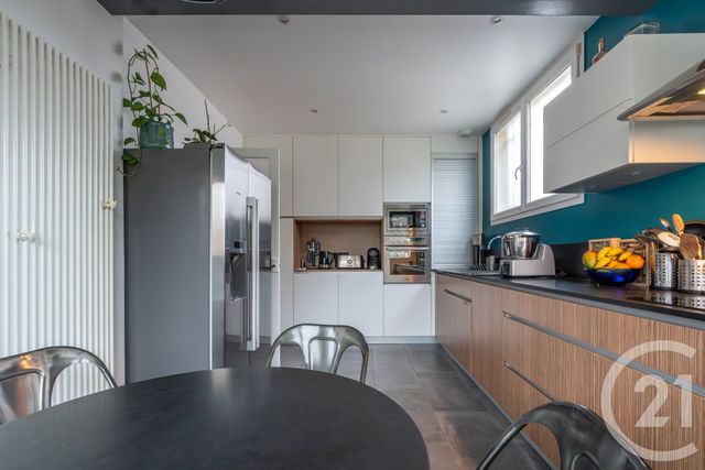 maison à vendre - 8 pièces - 218.0 m2 - ST MAUR DES FOSSES - 94 - ILE-DE-FRANCE - Century 21 Concordance Immobilier