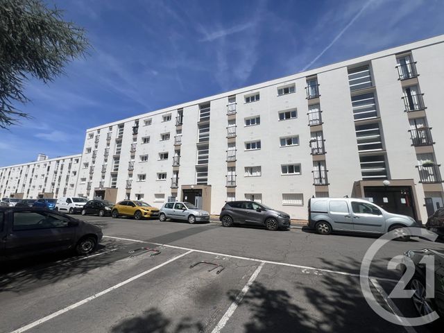 Appartement F2 à louer - 2 pièces - 42.7 m2 - LIMEIL BREVANNES - 94 - ILE-DE-FRANCE - Century 21 Concordance Immobilier