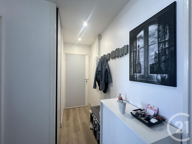 Appartement F2 à louer - 2 pièces - 42.7 m2 - LIMEIL BREVANNES - 94 - ILE-DE-FRANCE - Century 21 Concordance Immobilier