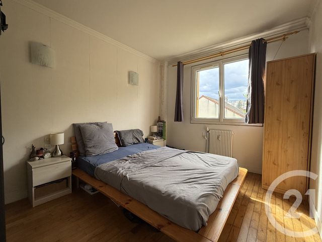 Appartement à vendre - 3 pièces - 52.0 m2 - ST MAUR DES FOSSES - 94 - ILE-DE-FRANCE - Century 21 Concordance Immobilier