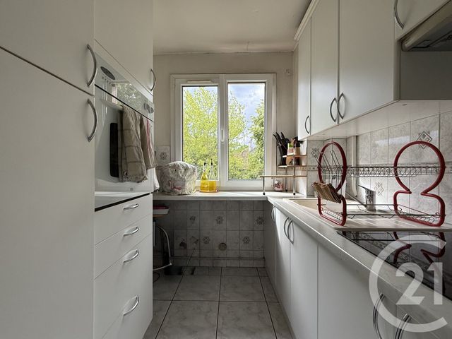 Appartement à vendre - 3 pièces - 52.0 m2 - ST MAUR DES FOSSES - 94 - ILE-DE-FRANCE - Century 21 Concordance Immobilier
