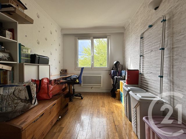 Appartement à vendre - 3 pièces - 52.0 m2 - ST MAUR DES FOSSES - 94 - ILE-DE-FRANCE - Century 21 Concordance Immobilier