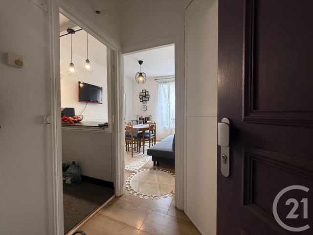 Appartement F2 à vendre - 2 pièces - 35.48 m2 - LA VARENNE ST HILAIRE - 94 - ILE-DE-FRANCE - Century 21 Concordance Immobilier