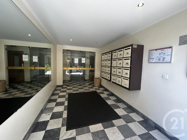 Appartement F1 à louer - 1 pièce - 30.36 m2 - ST MAUR DES FOSSES - 94 - ILE-DE-FRANCE - Century 21 Concordance Immobilier