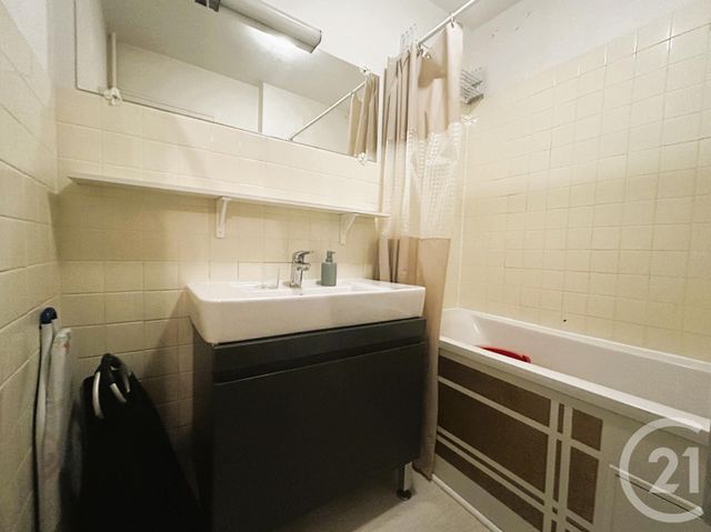 Appartement F1 à louer - 1 pièce - 30.36 m2 - ST MAUR DES FOSSES - 94 - ILE-DE-FRANCE - Century 21 Concordance Immobilier