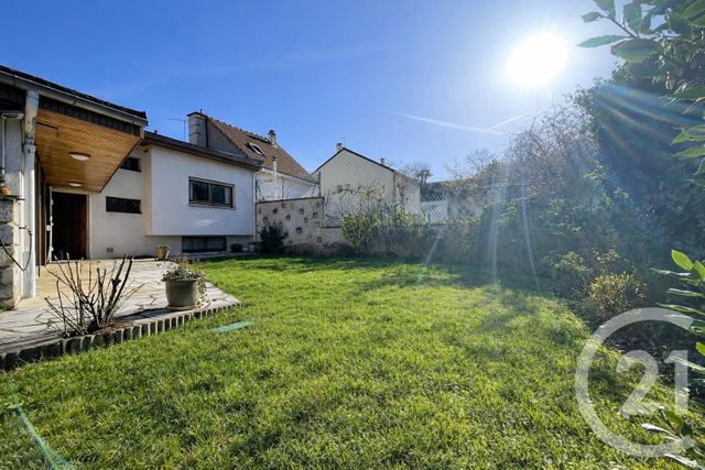 maison à vendre - 6 pièces - 149.87 m2 - ST MAUR DES FOSSES - 94 - ILE-DE-FRANCE - Century 21 Concordance Immobilier