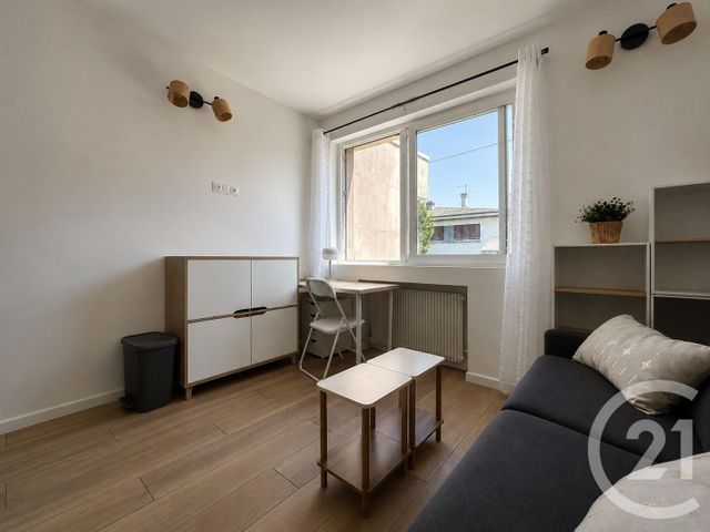 Appartement F1 à louer - 1 pièce - 14.88 m2 - LA VARENNE ST HILAIRE - 94 - ILE-DE-FRANCE - Century 21 Concordance Immobilier