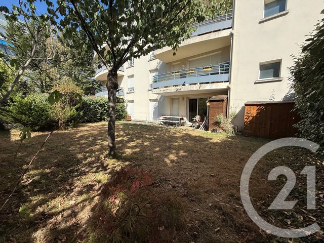 Appartement F3 à vendre ST MAUR DES FOSSES