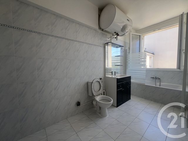 Appartement F2 à louer - 2 pièces - 39.38 m2 - ST MAUR DES FOSSES - 94 - ILE-DE-FRANCE - Century 21 Concordance Immobilier