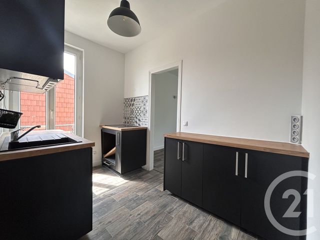 Appartement F2 à louer - 2 pièces - 40.98 m2 - ST MAUR DES FOSSES - 94 - ILE-DE-FRANCE - Century 21 Concordance Immobilier