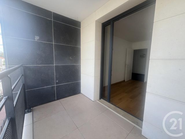 Appartement F3 à louer - 3 pièces - 65.67 m2 - ST MAUR DES FOSSES - 94 - ILE-DE-FRANCE - Century 21 Concordance Immobilier