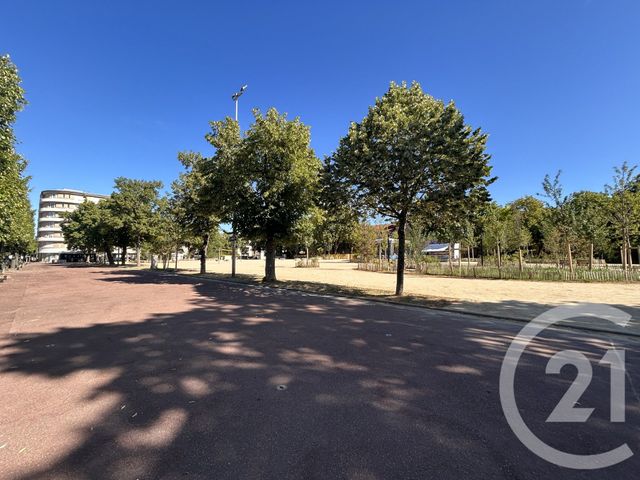Appartement F4 à louer - 4 pièces - 76.03 m2 - LA VARENNE ST HILAIRE - 94 - ILE-DE-FRANCE - Century 21 Concordance Immobilier