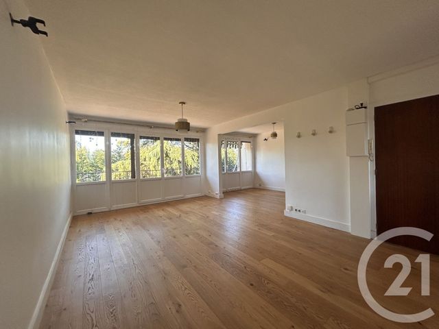 Appartement F4 à louer - 4 pièces - 76.03 m2 - LA VARENNE ST HILAIRE - 94 - ILE-DE-FRANCE - Century 21 Concordance Immobilier