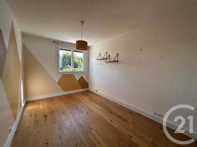 Appartement F4 à louer - 4 pièces - 76.03 m2 - LA VARENNE ST HILAIRE - 94 - ILE-DE-FRANCE - Century 21 Concordance Immobilier