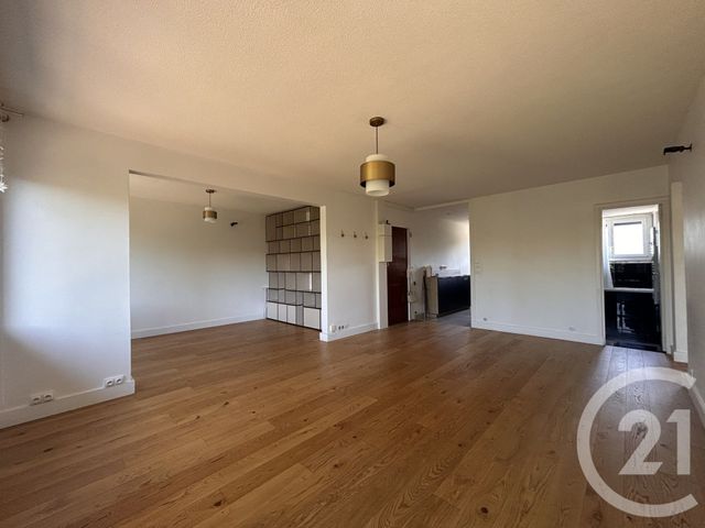Appartement F4 à louer - 4 pièces - 76.03 m2 - LA VARENNE ST HILAIRE - 94 - ILE-DE-FRANCE - Century 21 Concordance Immobilier