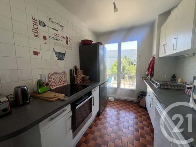 Appartement F2 à louer - 2 pièces - 53.18 m2 - ST MAUR DES FOSSES - 94 - ILE-DE-FRANCE - Century 21 Concordance Immobilier