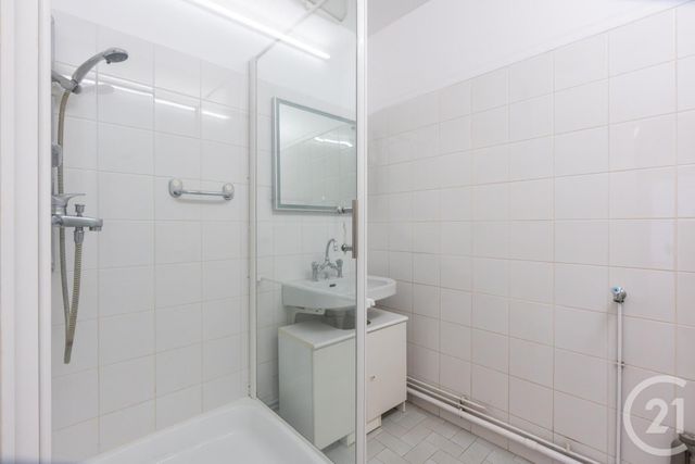 Appartement F2 à vendre - 2 pièces - 41.2 m2 - LA VARENNE ST HILAIRE - 94 - ILE-DE-FRANCE - Century 21 Concordance Immobilier