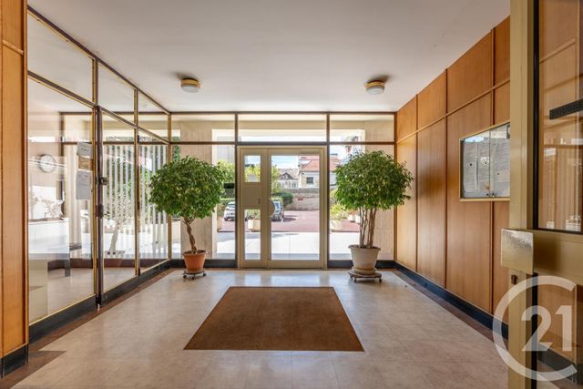 Appartement F2 à vendre - 2 pièces - 41.2 m2 - LA VARENNE ST HILAIRE - 94 - ILE-DE-FRANCE - Century 21 Concordance Immobilier