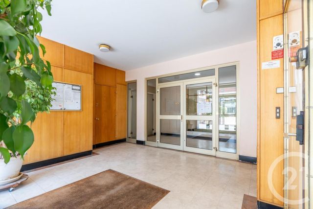 Appartement F2 à vendre - 2 pièces - 41.2 m2 - LA VARENNE ST HILAIRE - 94 - ILE-DE-FRANCE - Century 21 Concordance Immobilier