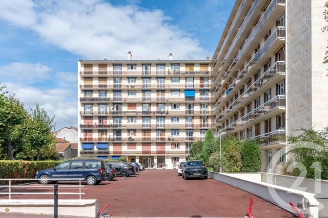 Appartement F2 à vendre - 2 pièces - 41.2 m2 - LA VARENNE ST HILAIRE - 94 - ILE-DE-FRANCE - Century 21 Concordance Immobilier