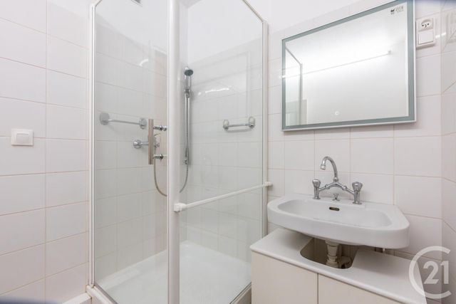 Appartement F2 à vendre - 2 pièces - 41.2 m2 - LA VARENNE ST HILAIRE - 94 - ILE-DE-FRANCE - Century 21 Concordance Immobilier