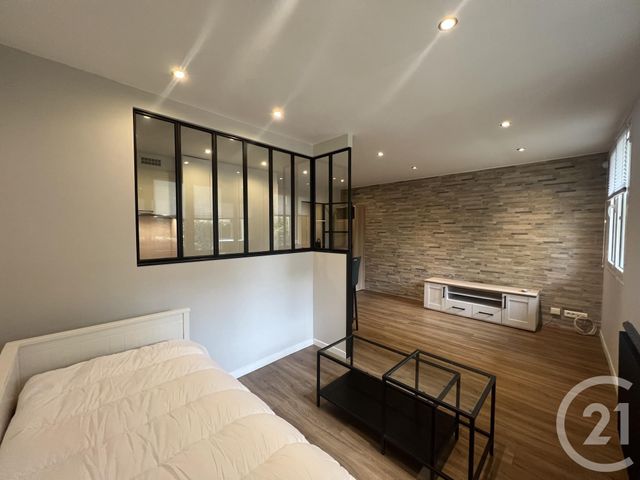 Appartement Studio à vendre - 1 pièce - 33.14 m2 - ST MAUR DES FOSSES - 94 - ILE-DE-FRANCE - Century 21 Concordance Immobilier