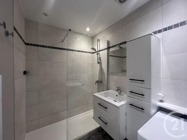 Appartement Studio à vendre - 1 pièce - 33.14 m2 - ST MAUR DES FOSSES - 94 - ILE-DE-FRANCE - Century 21 Concordance Immobilier