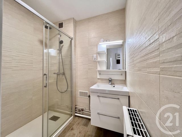 Appartement F1 à louer - 1 pièce - 31.82 m2 - ST MAUR DES FOSSES - 94 - ILE-DE-FRANCE - Century 21 Concordance Immobilier