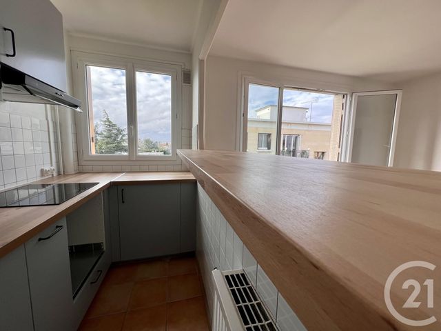 Appartement F1 à louer - 1 pièce - 31.82 m2 - ST MAUR DES FOSSES - 94 - ILE-DE-FRANCE - Century 21 Concordance Immobilier