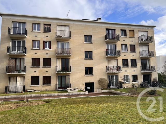 Appartement F1 à louer - 1 pièce - 31.82 m2 - ST MAUR DES FOSSES - 94 - ILE-DE-FRANCE - Century 21 Concordance Immobilier