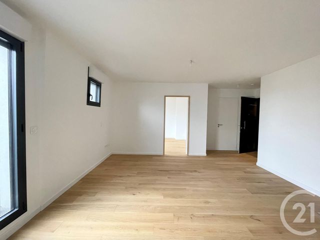 Appartement F2 à louer - 2 pièces - 43.1 m2 - ST MAUR DES FOSSES - 94 - ILE-DE-FRANCE - Century 21 Concordance Immobilier