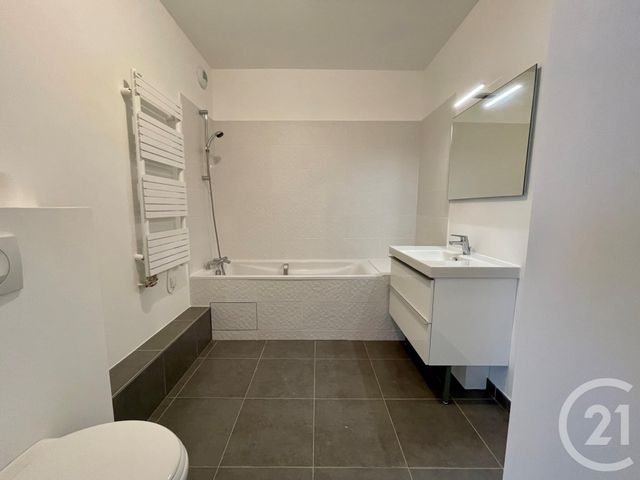 Appartement F2 à louer - 2 pièces - 43.1 m2 - ST MAUR DES FOSSES - 94 - ILE-DE-FRANCE - Century 21 Concordance Immobilier